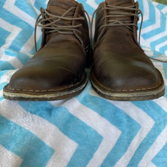 Johnston and Murphy Sheepskin Chukka size 10 boot